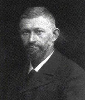 파시의 첫째 아들 폴