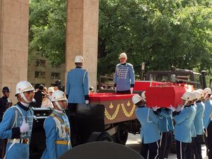 데미렐의 장례식