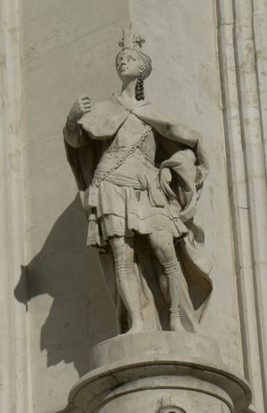 마드리드 왕궁에 있는 아타우알파 동상