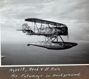 푸투마요 강 상공을 비행하는 항공기(날짜 미상)