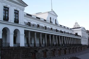 카론데레트 궁전