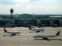 뮌헨 공항의 루프트한자 항공기들