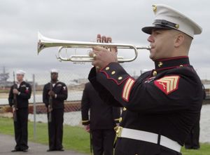 미국 해군 상사 계급장을 단 군악대