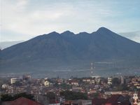 2018년 보고르에서 바라본 살락산 풍경