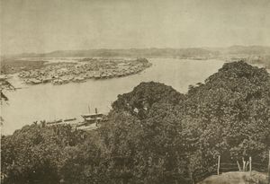 1912년 브루나이 강에 위치한 캄퐁 아예르