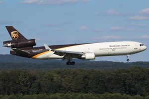 이전 도색의 맥도넬 더글러스 MD-11F