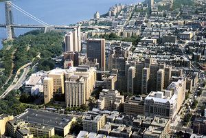 워싱턴 하이츠 지역에 있는 메디컬 센터