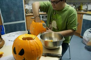 잭오랜턴을 만드는 과정