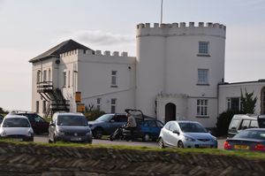 현재 뉴퀴 골프 클럽인 타워