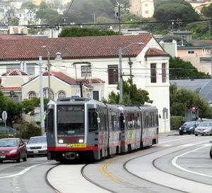 SF Muni가 운영하는 무니 메트로