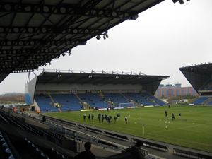 카쌈 스타디움(Kassam Stadium)