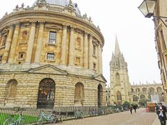 래드클리프 카메라와 성 마리아 성모 대학교회