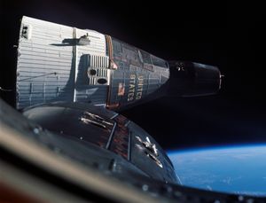 제미니 6호에서 본 제미니 7호