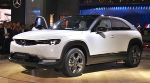 마쓰다 최초의 양산형 전기차 MX-30