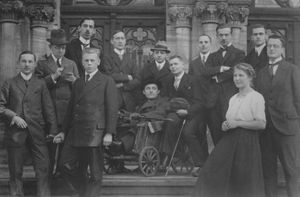 1920년 괴팅겐에서 시겔의 박사 졸업을 축하하는 수학자들