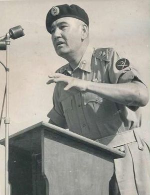 파키스탄 육군 사령관을 역임한 무사 칸 장군(General Musa Khan)