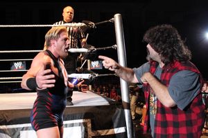 2011년 11월, 아일랜드 더블린 하우스쇼에서 WWE에 복귀한 믹 폴리