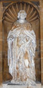 학장 정원의 로버트 드 에글스필드 동상