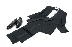 신사복 블랙 타이