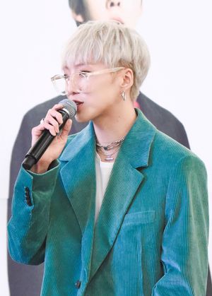 2019년 위너 앨범 사인회에서 강승윤