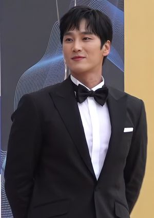 2022년 제1회 청룡시리즈어워즈에서 안보현