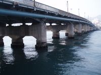 개폐 기능을 상실했던 시기에 설치되었던 수도관(2006년)