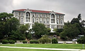 터키 이스탄불에 있는 보가지치 대학교 (Boğaziçi University)