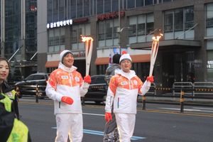 2018년 동계 패럴림픽의 성화 봉송