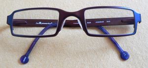 직사각형 렌즈 모양의 현대 안경