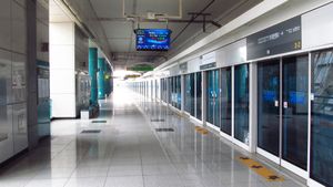 부산대양산캠퍼스역 하행선 승강장(2018년 4월)