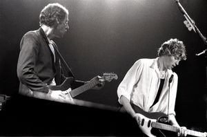 1981년 암스테르담에서 공연 중인 노플러와 린데스