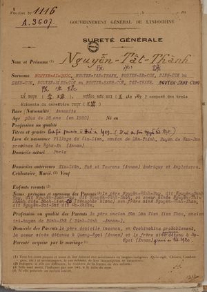 1920년 프랑스 인도차이나 정부가 작성한 응우옌 탓 탄(Nguyễn Tất Thành)에 대한 보안 보고서. 그의 가명, 거주지, 그의 아버지의 직업 등의 정보가 포함되어 있다.