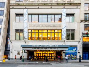 뉴욕시에 있는 검안학 대학