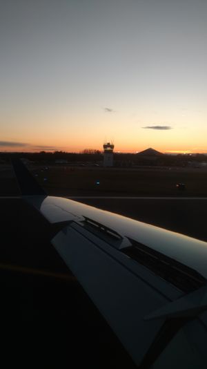 이착륙하는 비행기에서 바라본 이타카 톰프킨스 국제공항