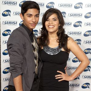2010 보이스 어워드에 참석한 마크 인델리카토와 아메리카 페레라.