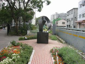 요코미조 세이시 생탄비