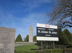 생줄리앙 기념비, 제2차 이프르 전투에서 캐나다군의 참전을 기리고 있다.