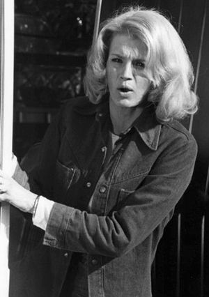 1976년 드라마 폴리스 우먼의 앤지 디킨슨