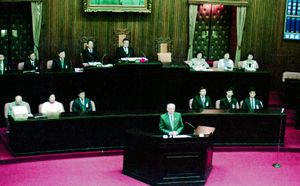 1994년 타이완 입법원에서 연설하는 고르바초프