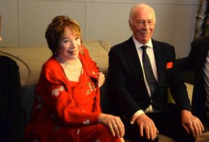 2014년 영화 엘사와 프레드 시사회에서 크리스토퍼 플러머와 함께한 맥레인