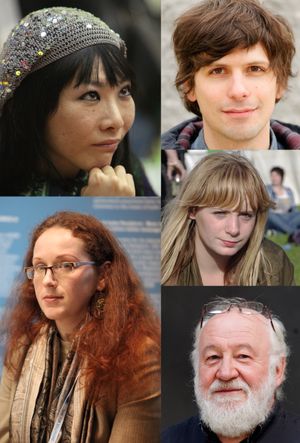 다양한 인간의 머리카락 색깔; 왼쪽 상단부터 시계 방향으로: 검은색, 갈색, 금발, 흰색, 붉은색.