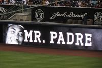 그윈은 "미스터 파드레"로 알려졌다.