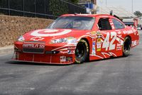 스톡카의 예(※2009년 NASCAR의 칩 가나시 레이싱(어니하트 가나시 레이싱)의 후안 파블로 몬토야 차량)