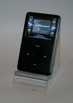 Rockbox 펌웨어가 설치된 iPod Classic(6세대)