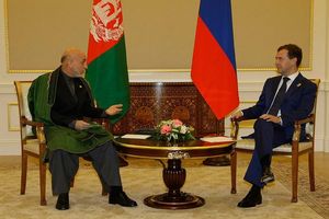 2010년 드미트리 메드베데프 러시아 대통령과 카르자이