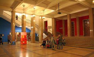 크라쿠프 국립박물관(National Museum, Kraków)은 폴란드 최고의 미술관 중 하나이다.