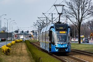 모데루스 감마 LF07AC 트램