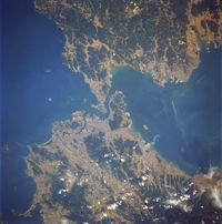 간몬 해협의 위성 사진