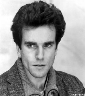 데이-루이스가 《참을 수 없는 존재의 가벼움》(1988)에서 연기한 모습