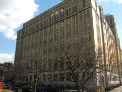 브루클린 공과고등학교(Brooklyn Technical High School)(공립)